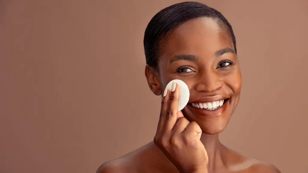 Você está cuidando da pele do jeito errado? Cerca de 80% das pessoas usam produtos de skincare sem saber se estão fazendo certo e depois se frustram com a falta de resultados.